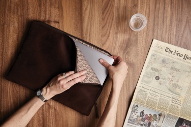 Logo trade promotional items picture of: VINGA Hunton laptop case