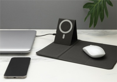 Logotrade promotional gift picture of: Artic Magnetic 10W wireless charging phonestand
