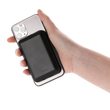 Logo trade promotional items picture of: Magnetic 5.000 mAh 5W wireless powerbank