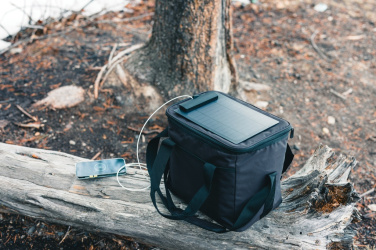 Logo trade promotional giveaways image of: Pedro AWARE™ RPET deluxe cooler bag with 5W solar panel