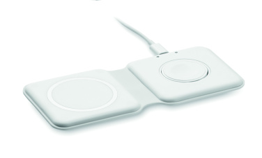 Logo trade advertising products picture of: 2 in 1 foldable charger 15W