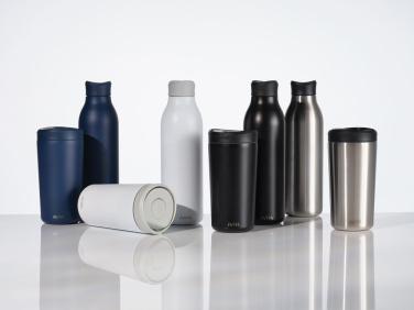 Logo trade promotional merchandise picture of: Avira Alok RCS re-steel 360 waterbottle 600ML