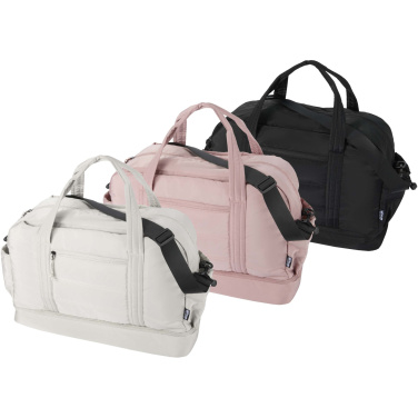 Logo trade corporate gifts image of: Puffer GRS recycled duffel bag with insulated bottom 30L