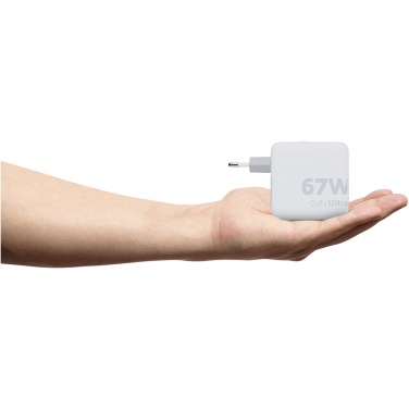 Logo trade reklaamtoote pilt: Xtorm XVC2067 GaN Ultra 67W reisilaadija 100W USB-C PD-kaabliga