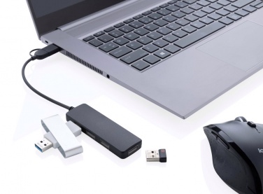 Logotrade firmakingituse foto: RCS taaskasutatud plastist kahe sisendiga USB-jaotur