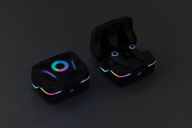 Logotrade reklaamtoote foto: RGB mängukõrvaklapid koos ENC-ga