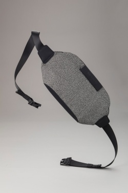 Logo trade firmakingituse pilt: Õlakott Urban Bumbag