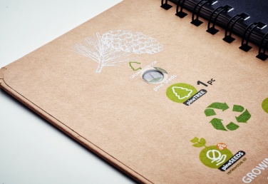 Logotrade firmakingid pilt: A5 männipuu GROWNOTEBOOK™