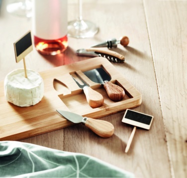 Logo trade firmakingituse pilt: Bamboo Cheese lauakomplekt Leipzig