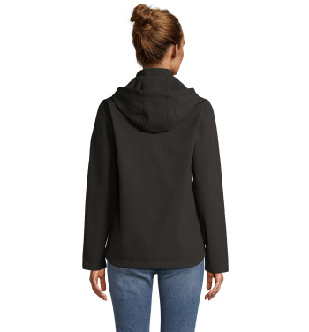 Logotrade meened pilt: RACE naiste kapuutsiga softshell
