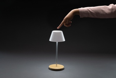 Logotrade liikelahjat kuva: Pure Glow USB-ladattava pöytälamppu RCS muovista