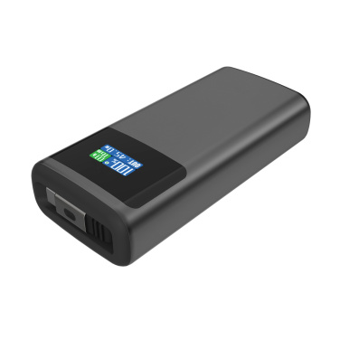Logotrade mainoslahja ja liikelahja kuva: Quantum RCS PD45W nopea 10 000 mAh -varavirtalähde näytöllä