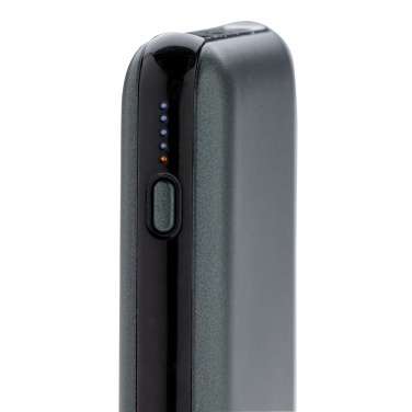 Logotrade firminės dovanos nuotrauka: 10 000 mAh greito įkrovimo 10 W belaidis maitinimo blokas su PD