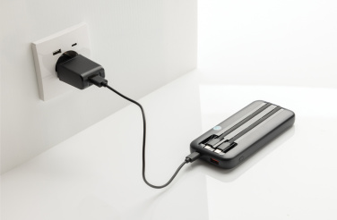 Лого трейд бизнес-подарки фото: Turbopack RCS rplastic powerbank 10.000 интегрированных кабелей