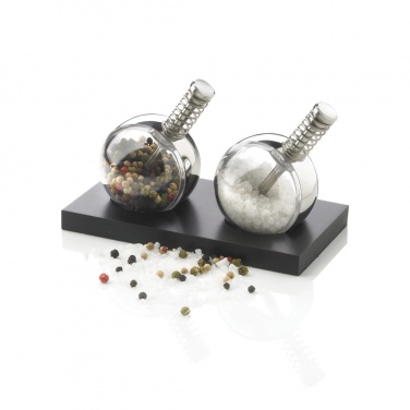 Logotrade presentreklam bild: Planet Salt & Pepparset