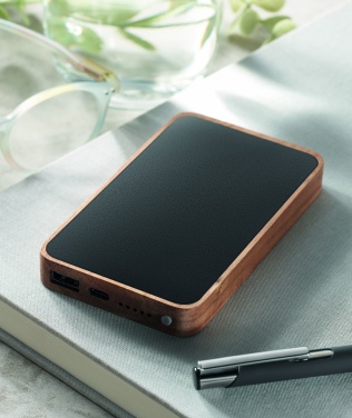 Logotrade reklamprodukter bild: Powerbank 4.000mAh trådlös