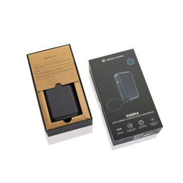 Logotrade profilprodukter bild: Urban Vitamin Eureka RCS återvunnen 65W hybridladdare