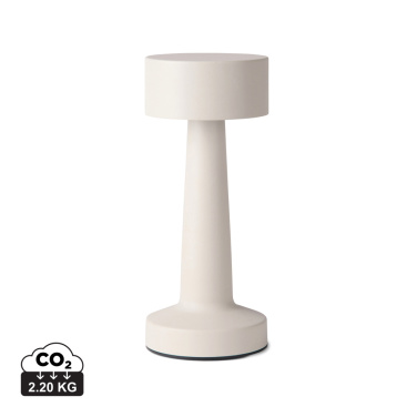 Logotrade reklamprodukter bild: VINGA Maris RCS återvunnen plast bordslampa