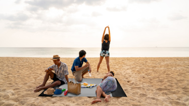 Logotrade presentreklam bild: Lättviktig stor strandmatta